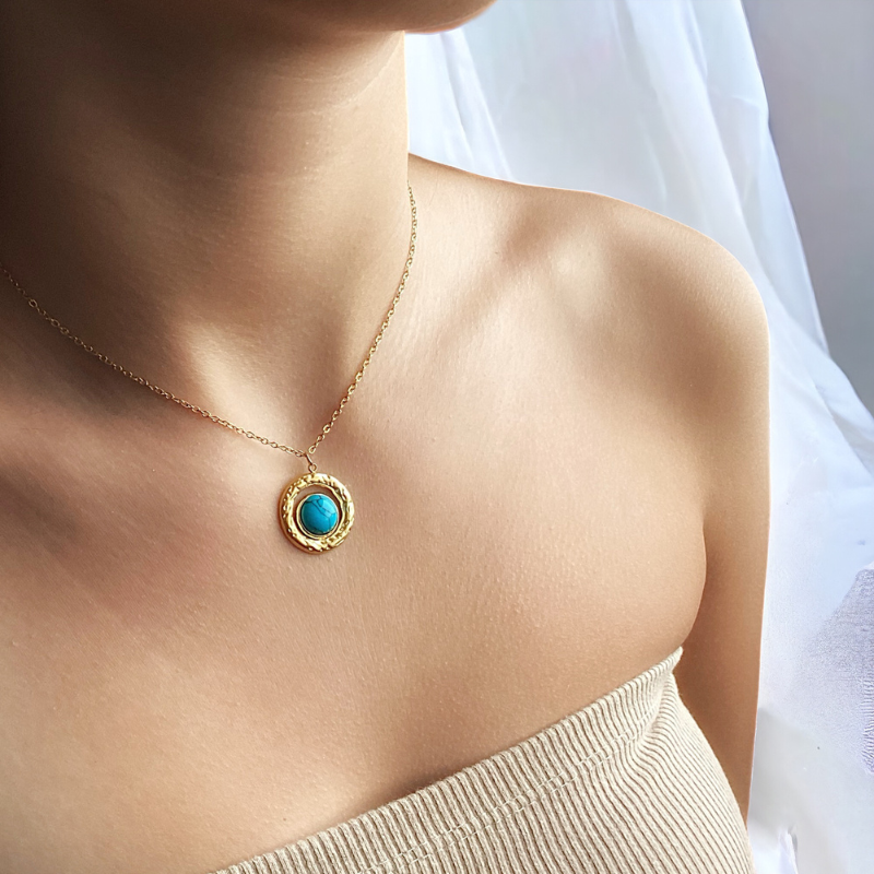 18K Turquoise Stone Necklace