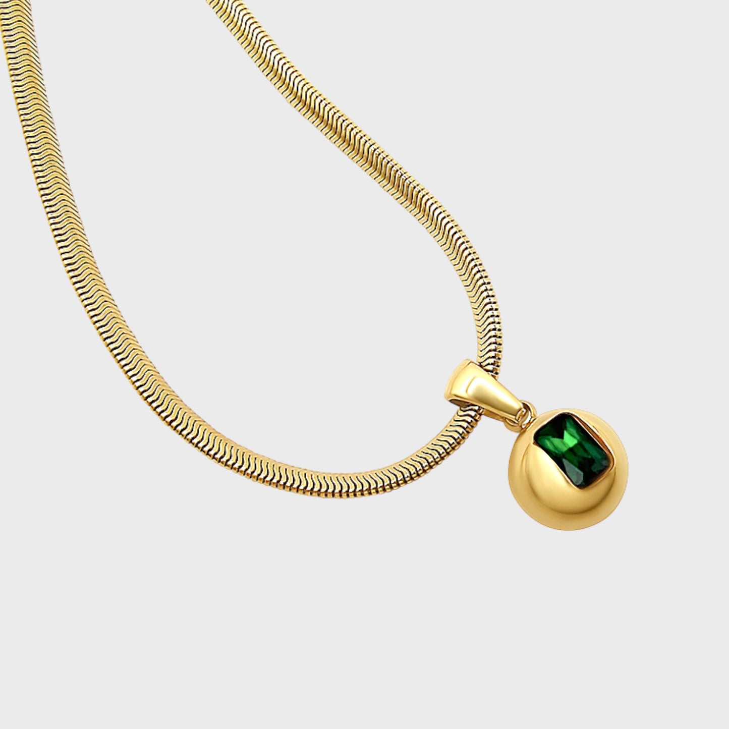 18K Emerald Gemstone Necklace